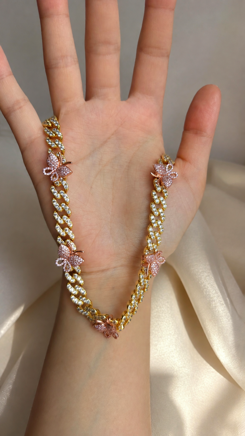 Flutter Luxe Necklace
