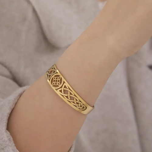 Celtic grace bracelet