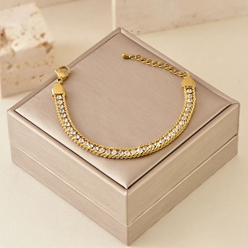 Crystal link bracelet